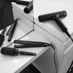 Varis AirQ Dryer 13 Varis AirQ Dryer -Jagua Haarpflege Geschaft 2543583 Varis AirQ Dryer.a62c8c8b