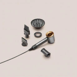 Dyson Supersonic Gifting Edition 2023 Nickel/Kupfer Incl. Box -Jagua Haarpflege Geschaft Kupfer incl Box.d054fdad